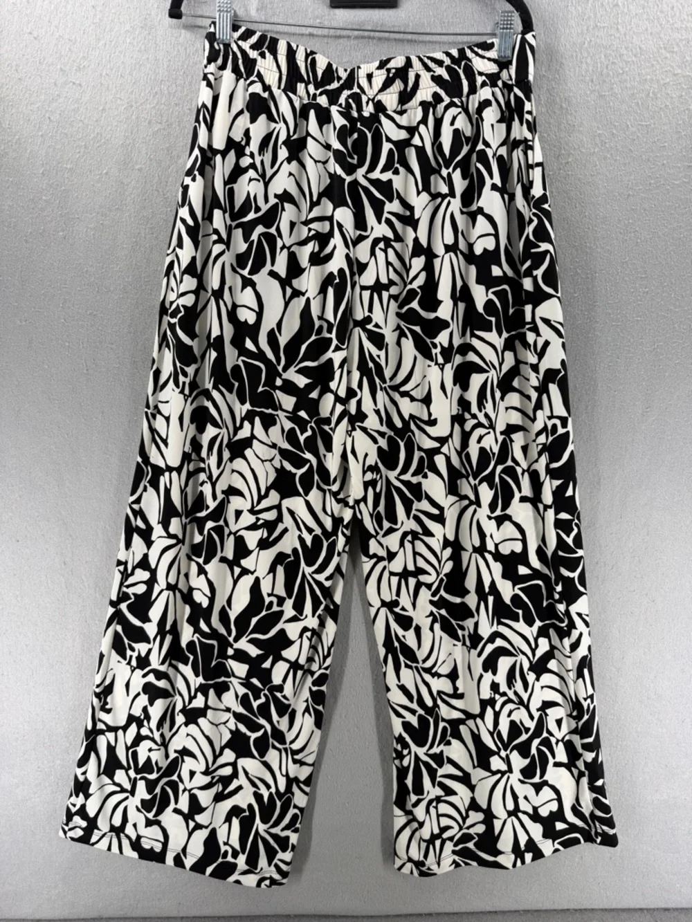 Three Dots Pants Womens L Black White Print Palazzo Resortwear Boho Comfy NWT - Picture 4 of 13